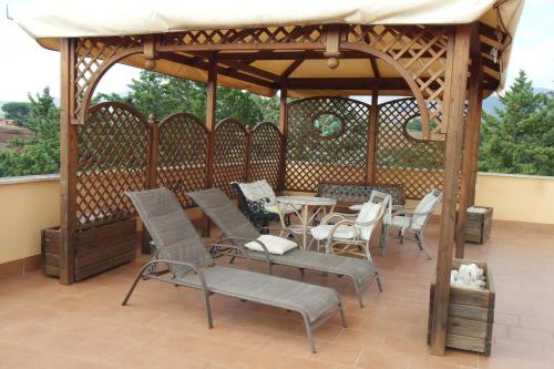 Balkón nebo terasa v ubytování LA TERRAZZA SU ROMA