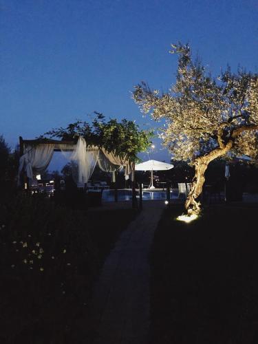 Ein Garten an der Unterkunft Agriturismo La Rustica