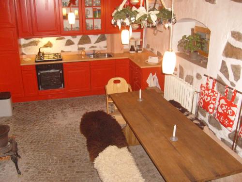 
Kuchnia lub aneks kuchenny w obiekcie Pure Poland, holiday home for 16 persons
