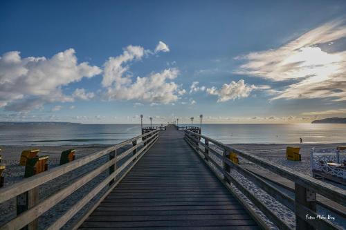 Strandhotel zur Promenade photo 21