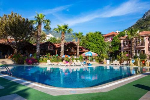 The swimming pool at or close to Club Pink Palace Hotel