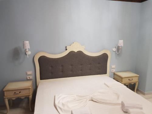 Gallery image of Hotel Sarajet e Pashait 2 in Dhërmi