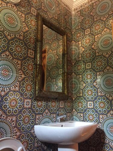 Un baño de Dar Marwa