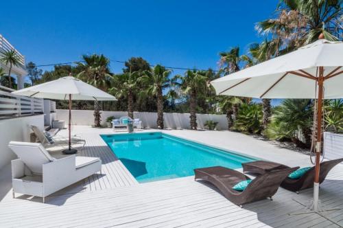 Gallery image of Can Love in Cala Comte