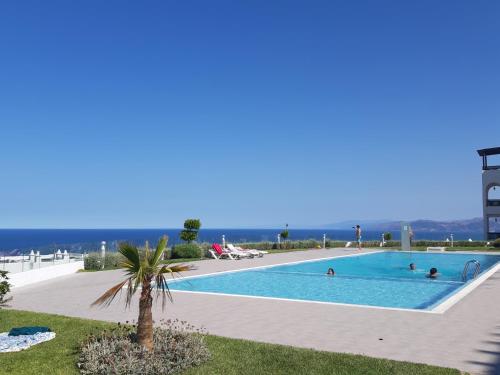 Bazén v ubytování Bella Vista Cabo Negro-vue sur mer nebo v jeho okolí