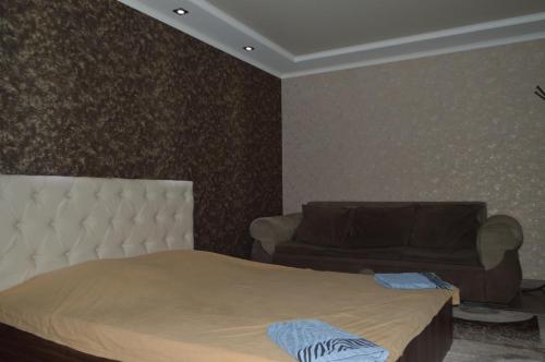 Кровать или кровати в номере Lux apartment on Chuy avenu, 125