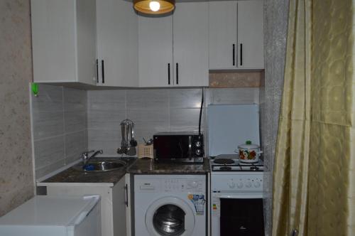 מטבח או מטבחון ב-Lux apartment on Chuy avenu, 125