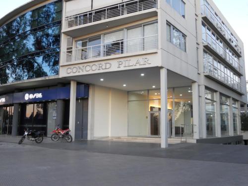 Το κτήριο όπου στεγάζεται  το διαμέρισμα