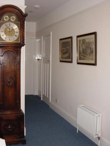 Gallery image of Hatsue Guest House in Camberley