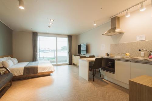 Gallery image of Lium Spa Hostel in Yeosu