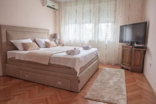 Foto Apartman Preko Morace 2018 1