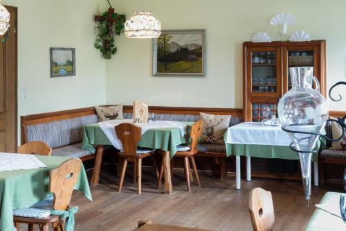 Gallery image of Hotel Wiesenhof in Mieders