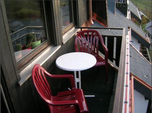 Χώρος καθιστικού στο Haus am Sonnenberg,Todtnauberg, Ferienwohnung 305, direkt am Skilift-Skipiste, Nähe Feldberg