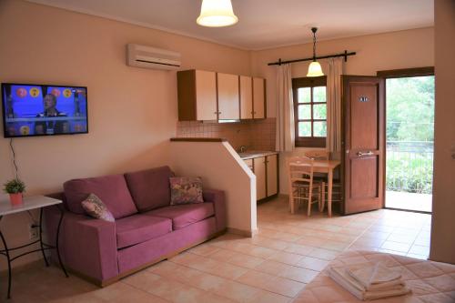 Galeriebild der Unterkunft Melidron Hotel in Skala