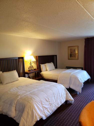 Letto o letti in una camera di Select Inn Murfreesboro