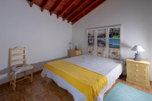 Postel nebo postele na pokoji v ubytování Casa da Ribeira dos Moinhos