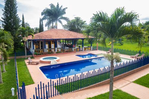La Herencia Hotelの敷地内または近くにあるプール