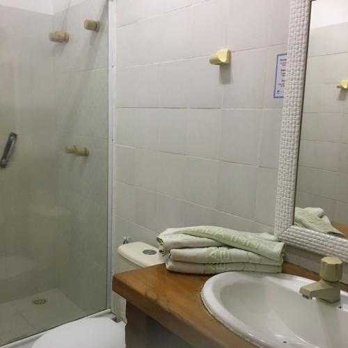 Bilik mandi di Barla Inn Suites