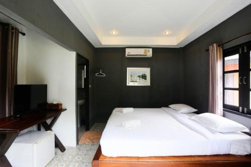 Bayview Resort 객실 침대