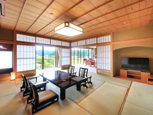 Gallery image of Yamashiro Onsen Miyabi no Yado Kaga Hyakumangoku in Kaga