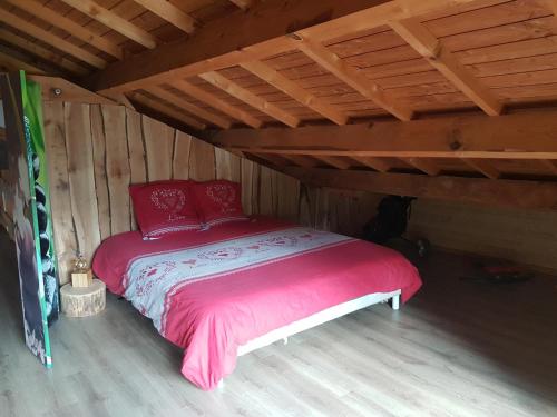 Cama o camas de una habitación en Le Refuge De L'Ourse