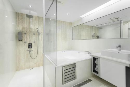 Kylpyhuone majoituspaikassa Saual Keh Hotel