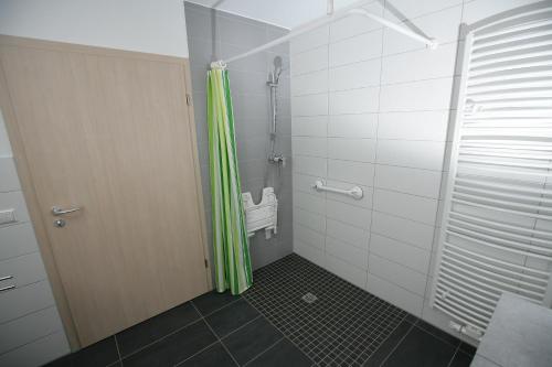 Hotel am Baronenwaldにあるバスルーム