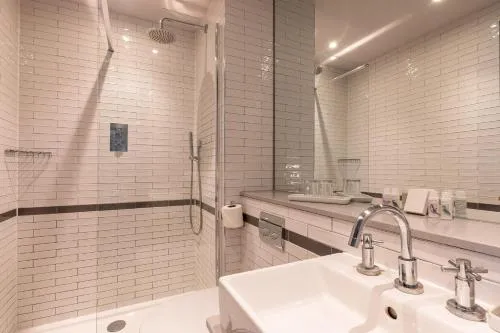 The Brook Green Hotel photo 5