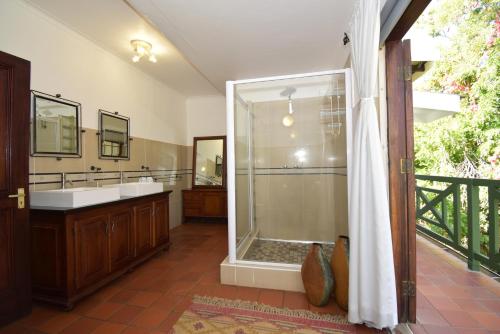 Cuckoos Nest Guest House tesisinde bir banyo