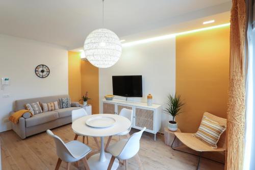A television and/or entertainment centre at Amor di Casa