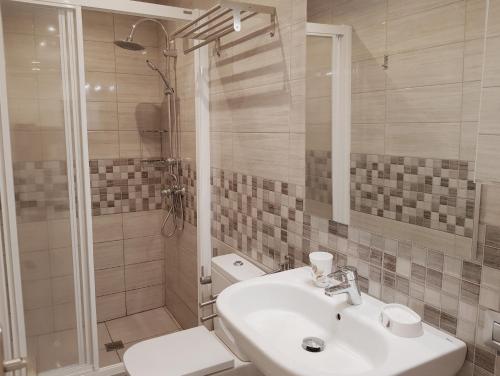 Beachfront Residence Las Americas - TRG