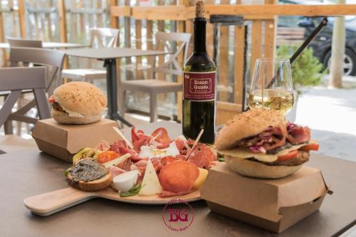 Essen in der Pension oder in der Nähe