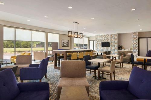 Imagen de la galería de La Quinta by Wyndham Rock Hill, en Rock Hill