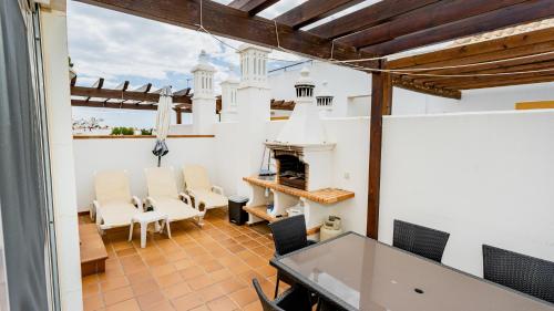 T2 Penthouse Duplex with Rooftop Terrace and Amazing 360º Views WPG1