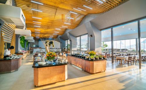 Restoran atau tempat lain untuk makan di Grand Belish Hotel