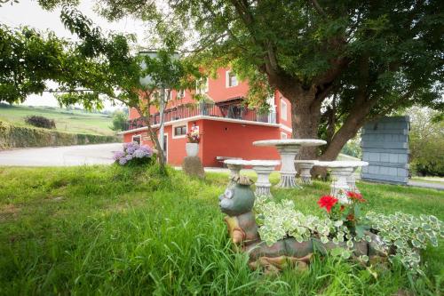 Κήπος έξω από το Agroturismo Artola