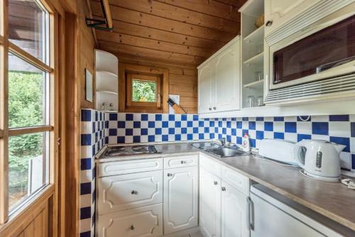 Kuchyň nebo kuchyňský kout v ubytování Petneházy Aparthotel