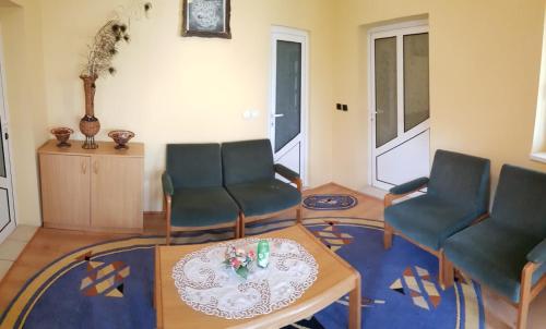 NucşoaraにあるCASA MARIA RETEZATのギャラリーの写真