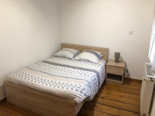 Postel nebo postele na pokoji v ubytování Spacieux appartement 2/6 pers 110m² proche CNPE