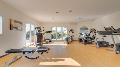 Fitness centrum a/nebo fitness zařízení v ubytování Vacancéole – Le Domaine de Camiole