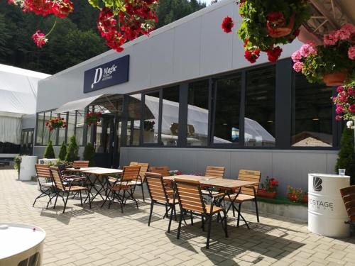 Gallery image of D' Magic in Broşteni