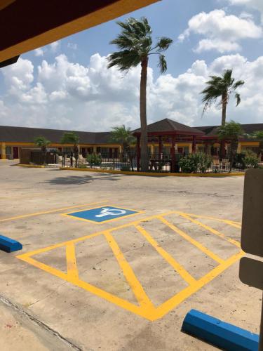 Fotografie z fotogalerie ubytování Los Fresnos Inn and Suites v destinaci Los Fresnos