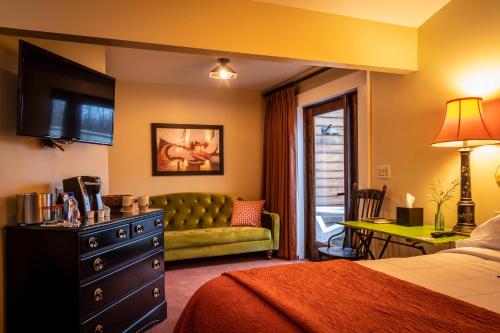 Katil atau katil-katil dalam bilik di Hotel Broad Ripple