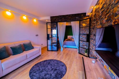 The Paradise Monac'Home Parking photo 2