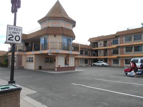 Victorian Inn in Sparks