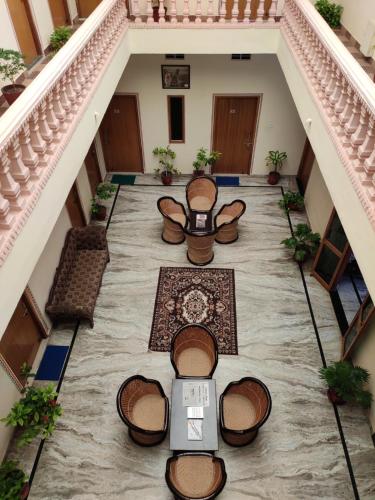 Χώρος καθιστικού στο Hotel Tiger Haveli