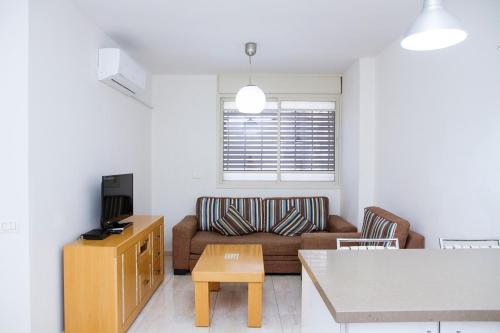 صورة لـ Apartments4you Dinara في بات يام