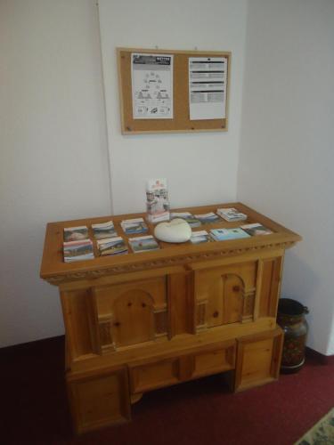 a wooden lego table with a play house at Apart Luca in Längenfeld
