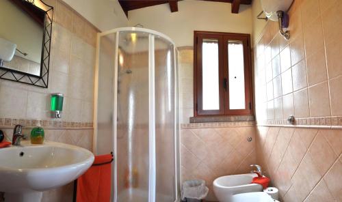 Et badeværelse på Agriturismo Monte Majore
