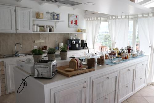 Køkken eller tekøkken på Cento Ulivi B&B